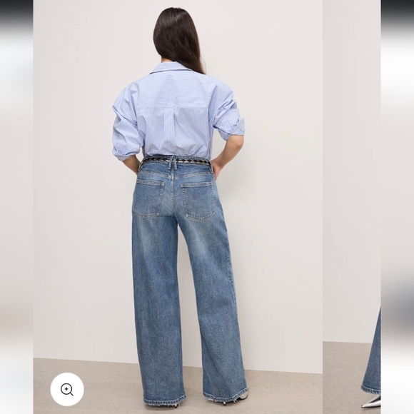 Good American Good Ease Petite Relaxed Jeans- 10/30 - Picture 7 of 14